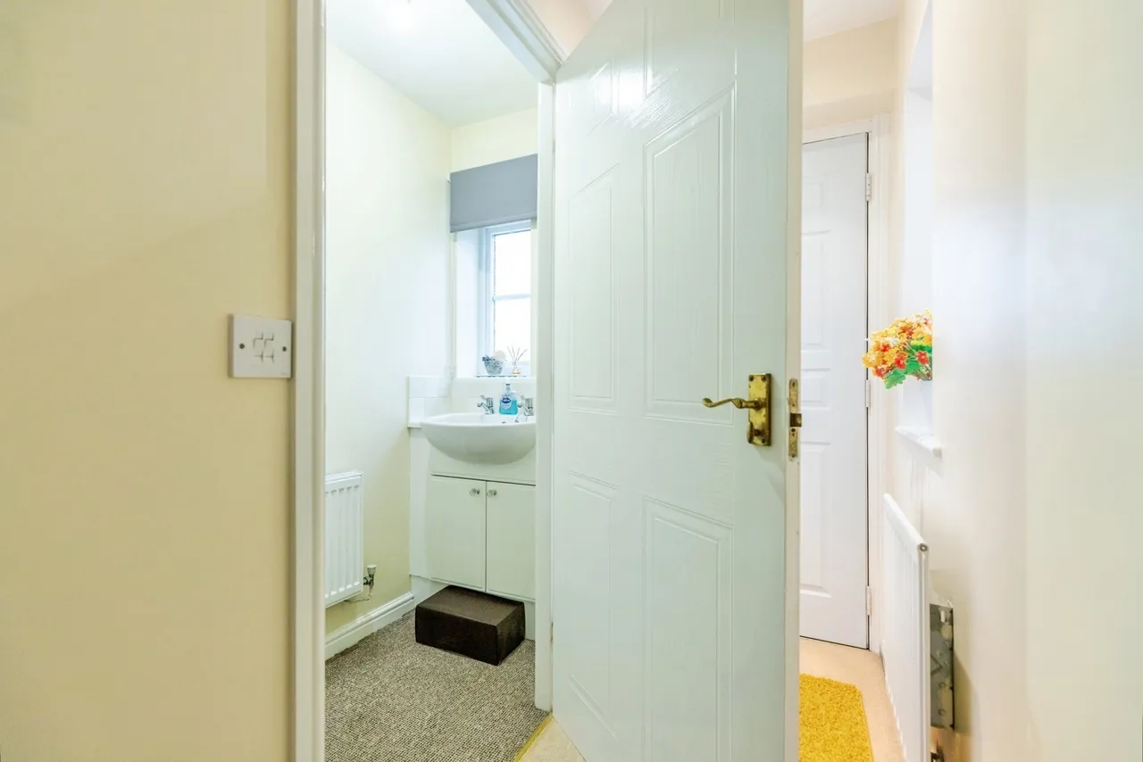 Redwood Drive, Chorley, PR7, photo 15
