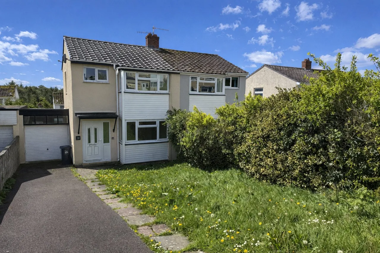 3 bed house for sale, Foster Drive, Bodmin, PL31