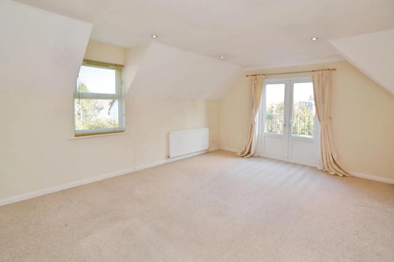 Heatherley Road, Camberley, GU15, photo 2