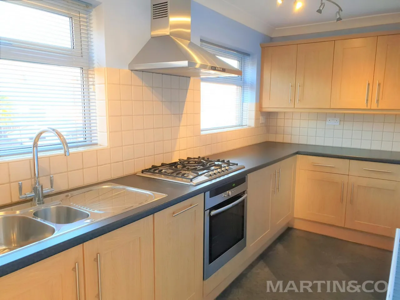 Lusher Rise, NR6, photo 2