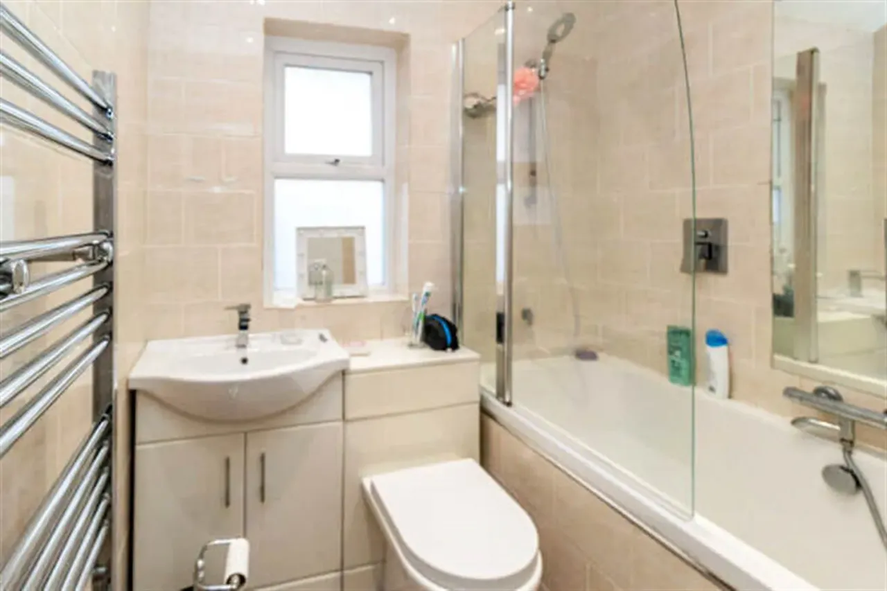Fouracres Road, Cowgate, NE5, photo 6