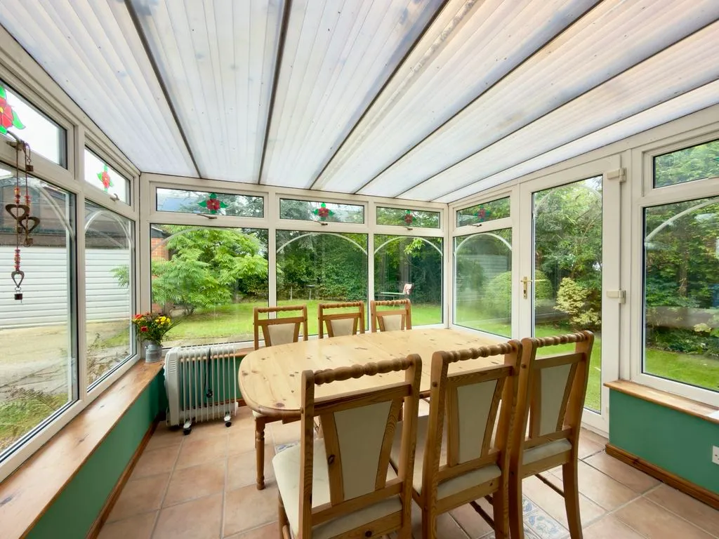 For SaleCarrington Road, Adlington, photo 10
