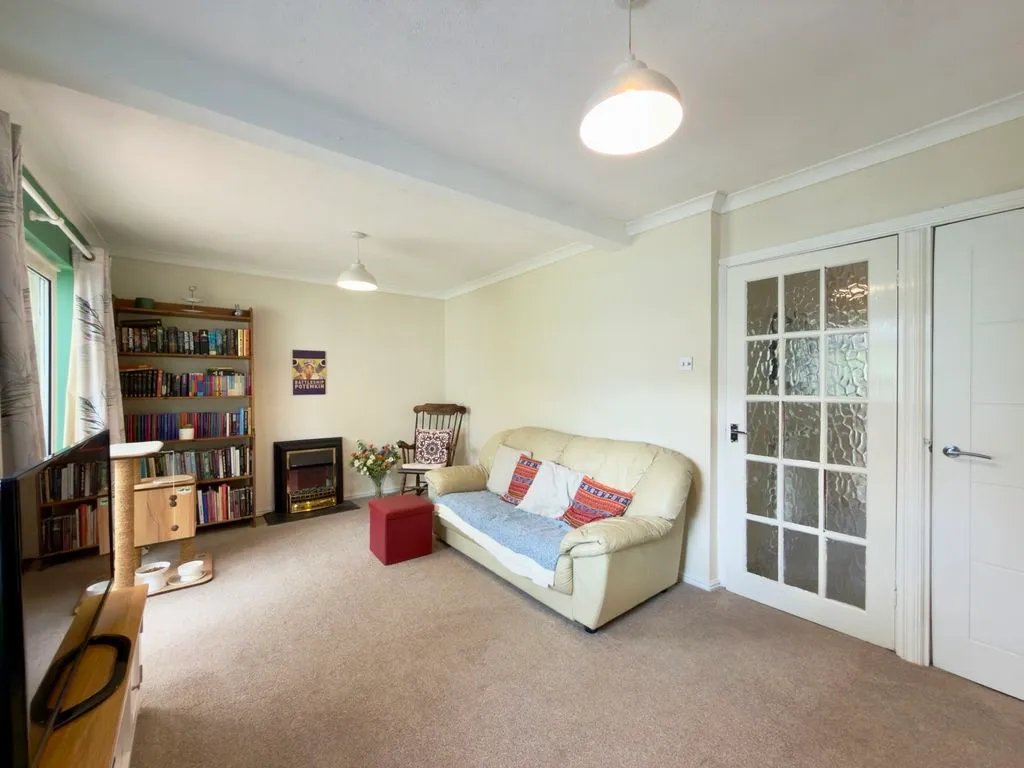 For SaleCarrington Road, Adlington, photo 3