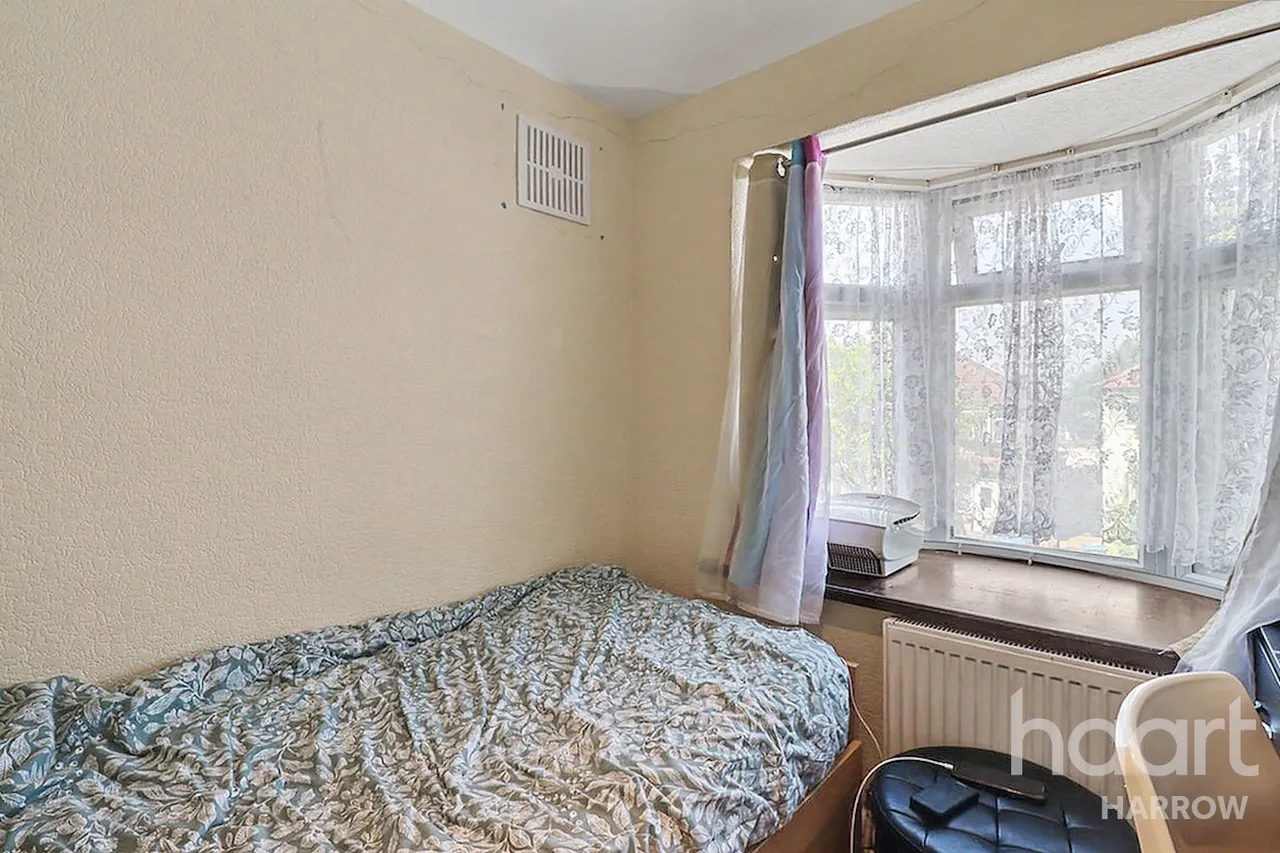 Portland Crescent, Stanmore, HA7, photo 9