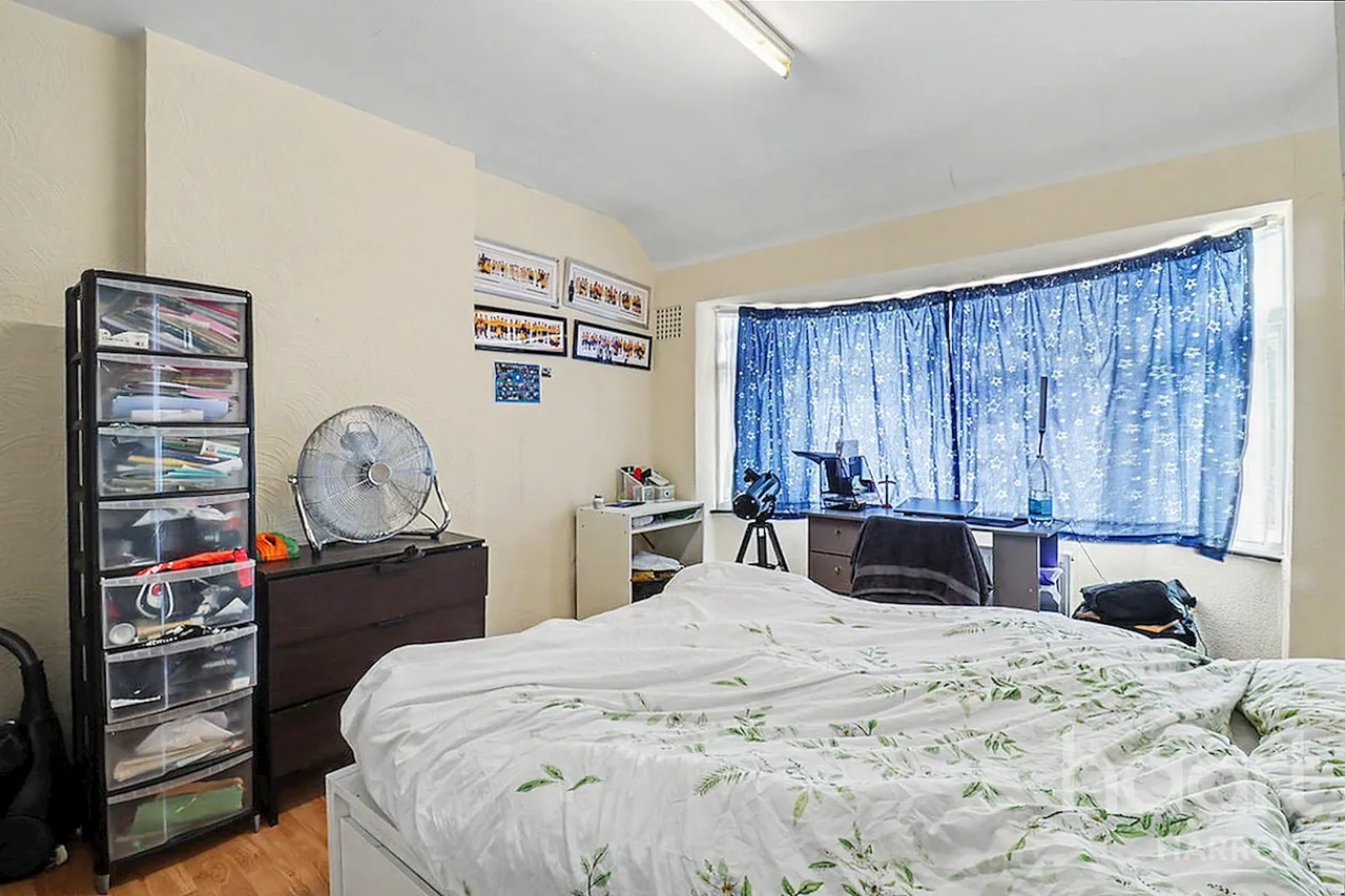 Portland Crescent, Stanmore, HA7, photo 6
