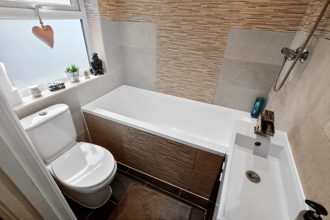 York Road, Bristol, BS16, photo 5