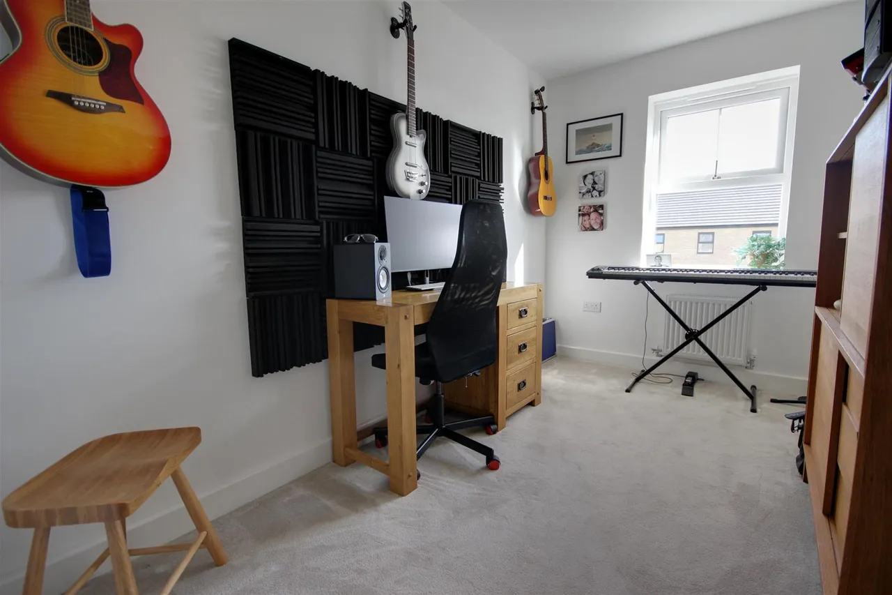 Field Maple Crescent, Beverley, photo 12