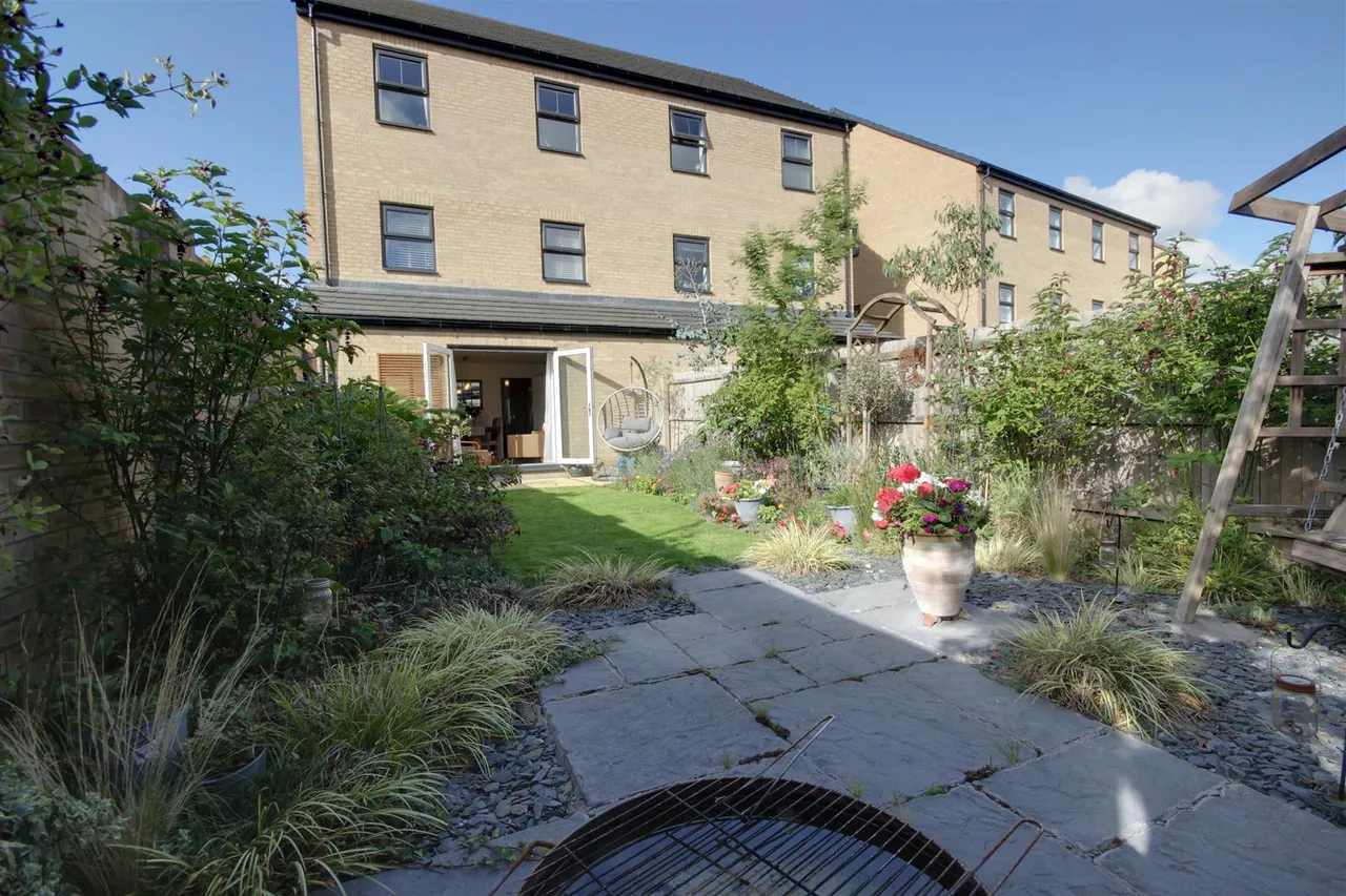 Field Maple Crescent, Beverley, photo 4