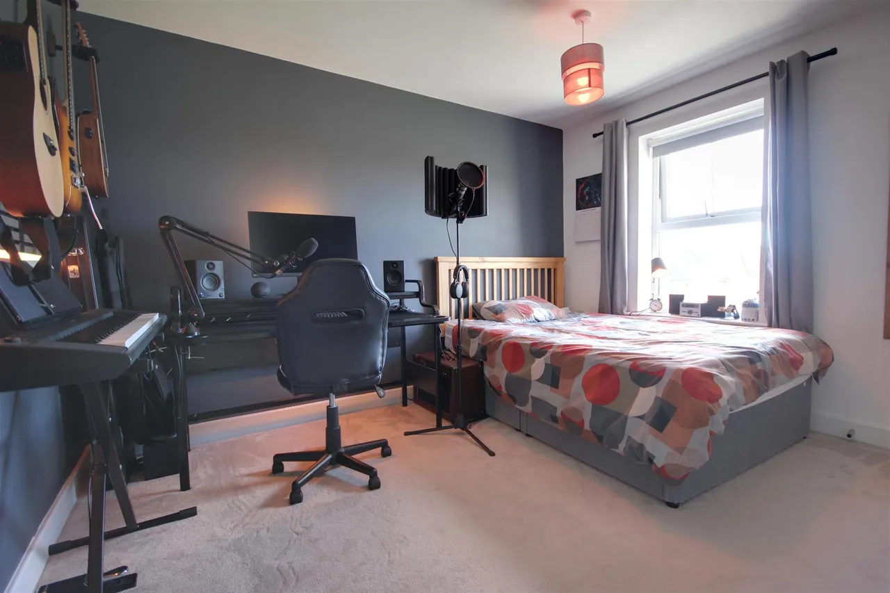 Field Maple Crescent, Beverley, photo 11