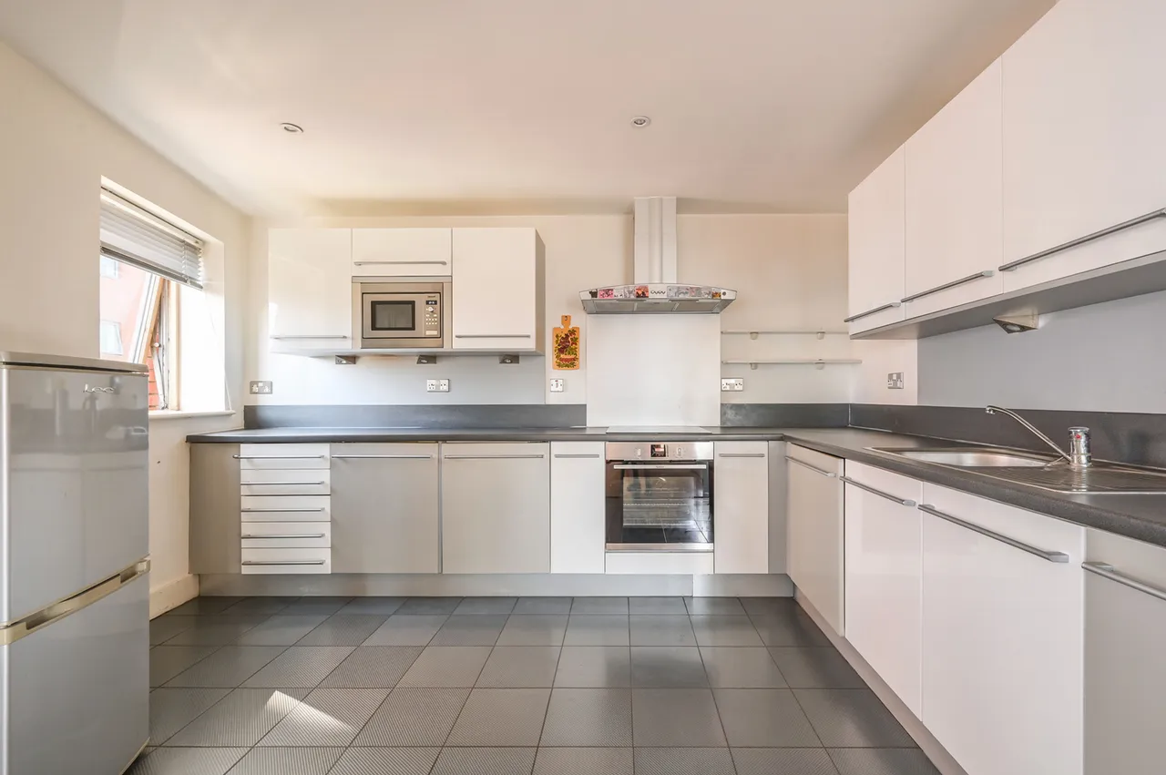 2 bed flat for sale — Flat 72 Galaxy Building, 5 Crews Street, London