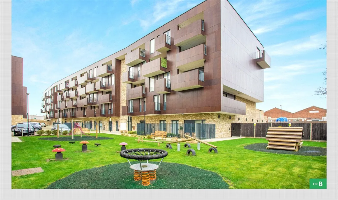 Cypress Court, Alpine Road, London, NW9, photo 4