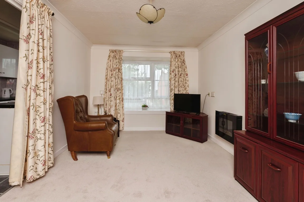 Palmers Drive, Grays, Essex, RM17, photo 5