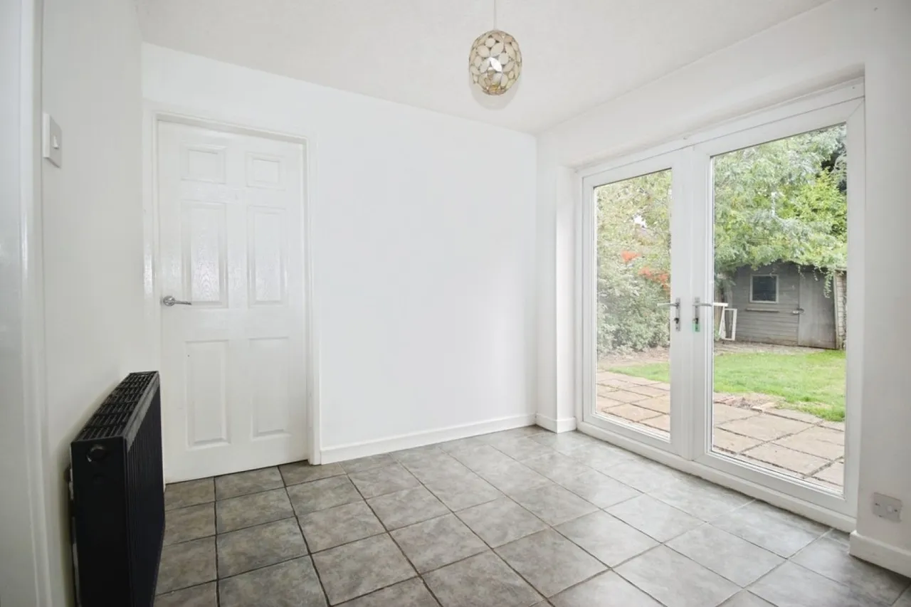 3 Westfield Road, Fernhill Heath, Worcestershire, WR3 7XE, photo 5