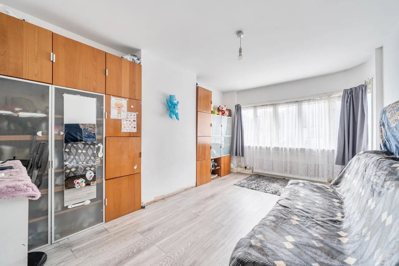 Sandow Crescent, Hayes, UB3, photo 7