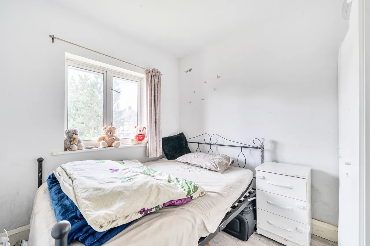 Sandow Crescent, Hayes, UB3, photo 10