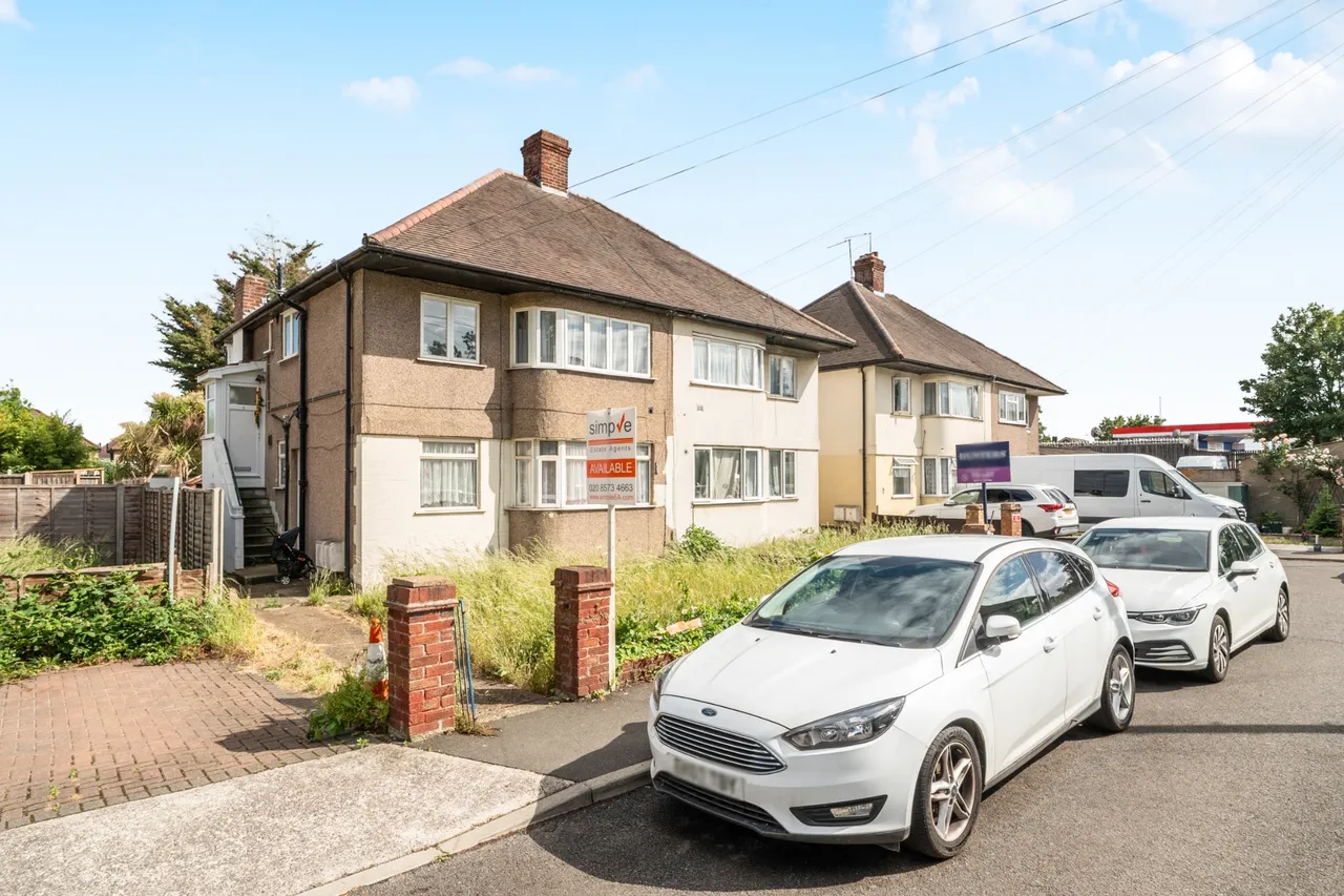Sandow Crescent, Hayes, UB3, photo 14