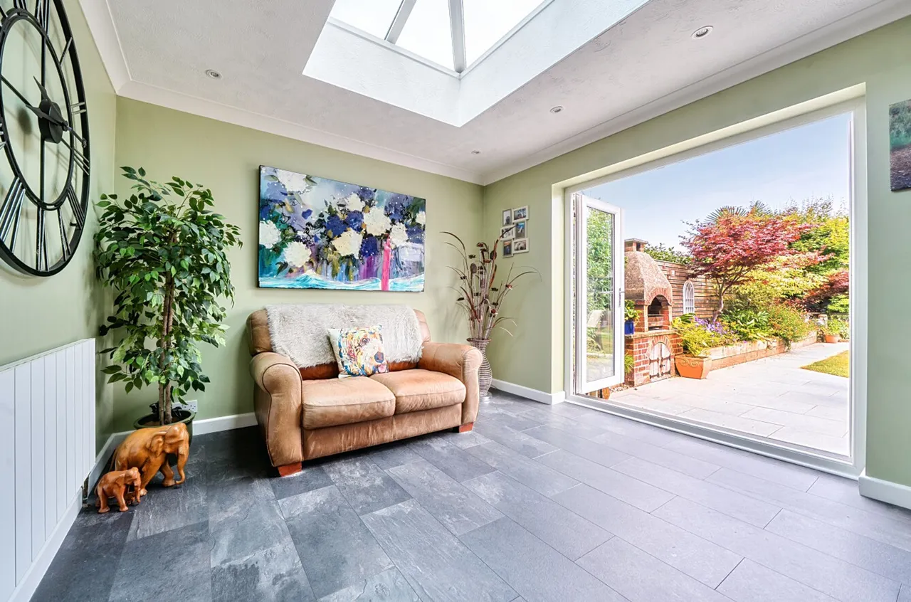 Windsor Close, West Meads, PO21, photo 4
