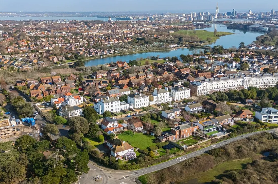 Crescent Road, Gosport, PO12, photo 3
