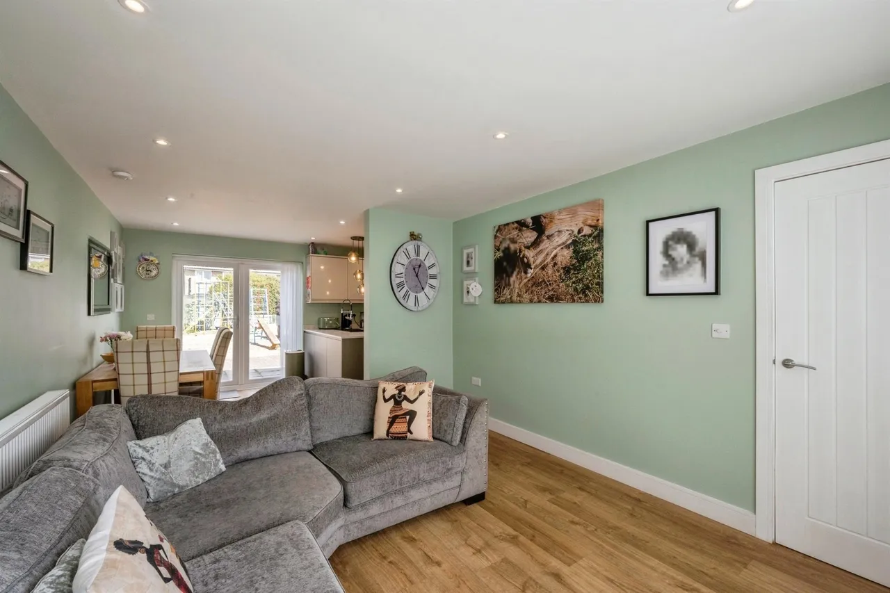 Ash Hill Crescent, Hatfield, DN7, photo 6