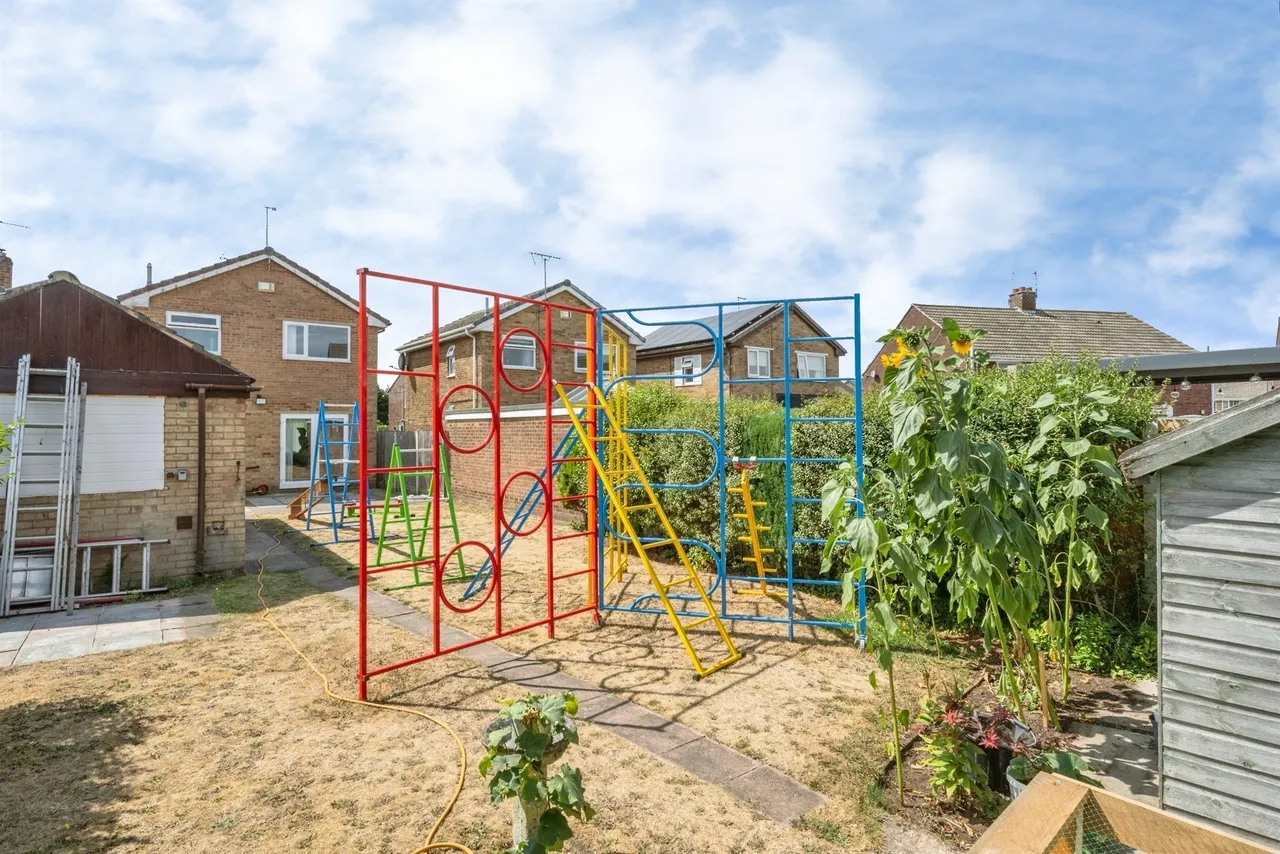 Ash Hill Crescent, Hatfield, DN7, photo 14
