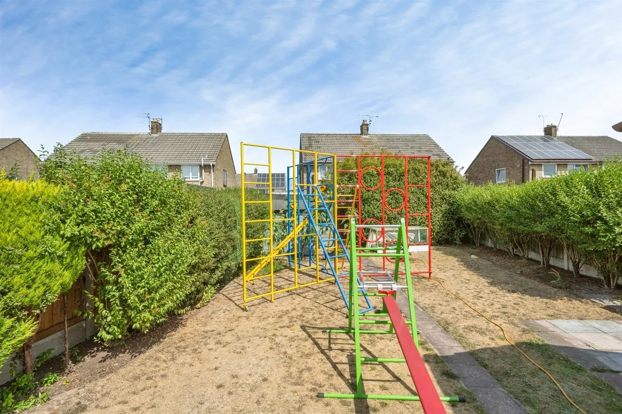 Ash Hill Crescent, Hatfield, DN7, photo 12