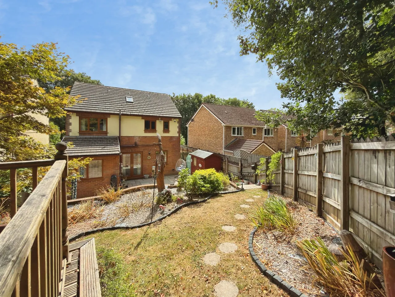 Woodlands Avenue, Clydach, photo 32