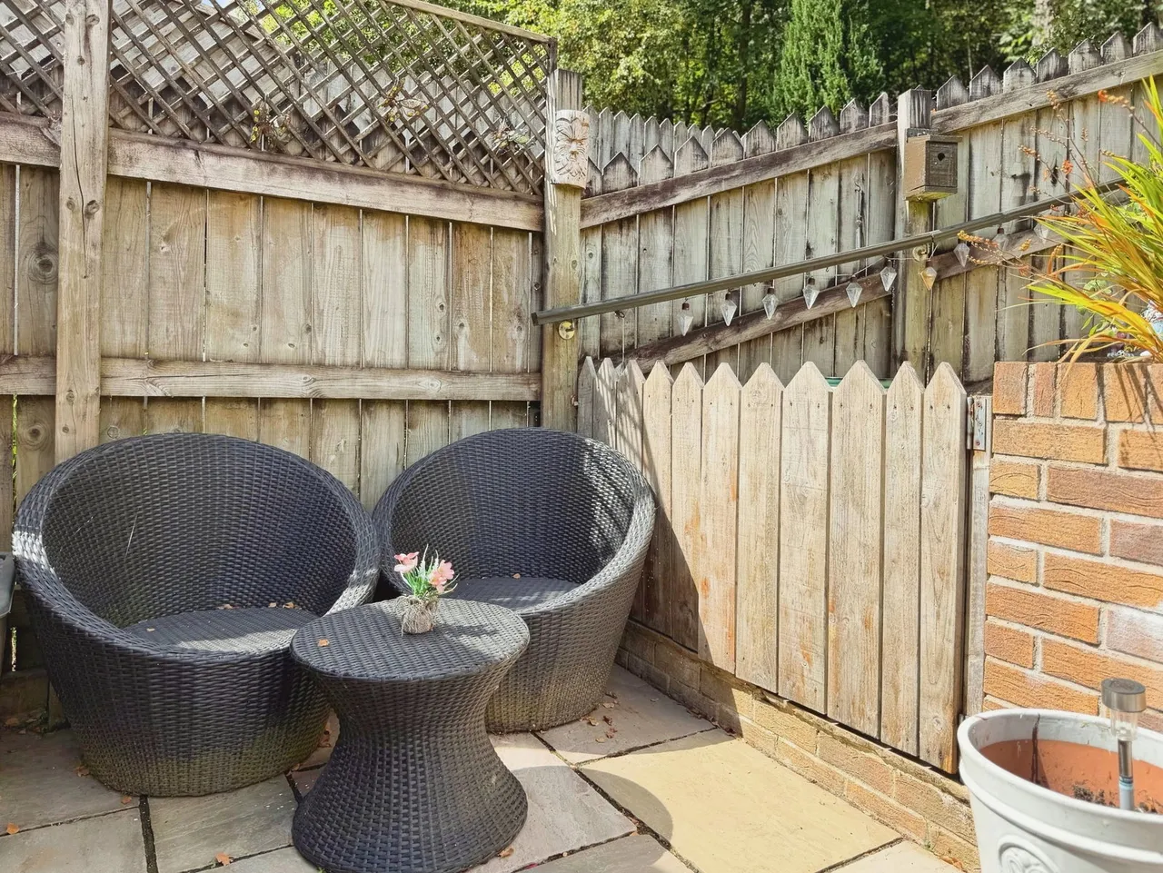 Woodlands Avenue, Clydach, photo 27