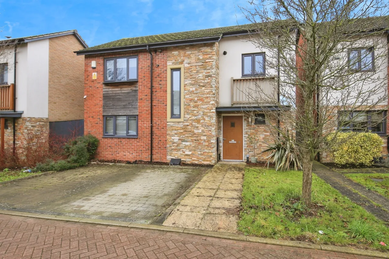 Beluga Close, Peterborough, PE2, photo 4