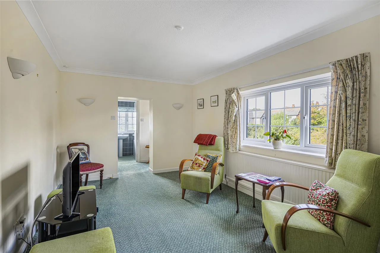 Headland Corner, Seaford, photo 13