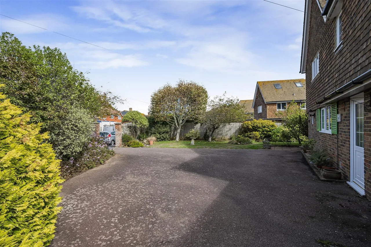 Headland Corner, Seaford, photo 36