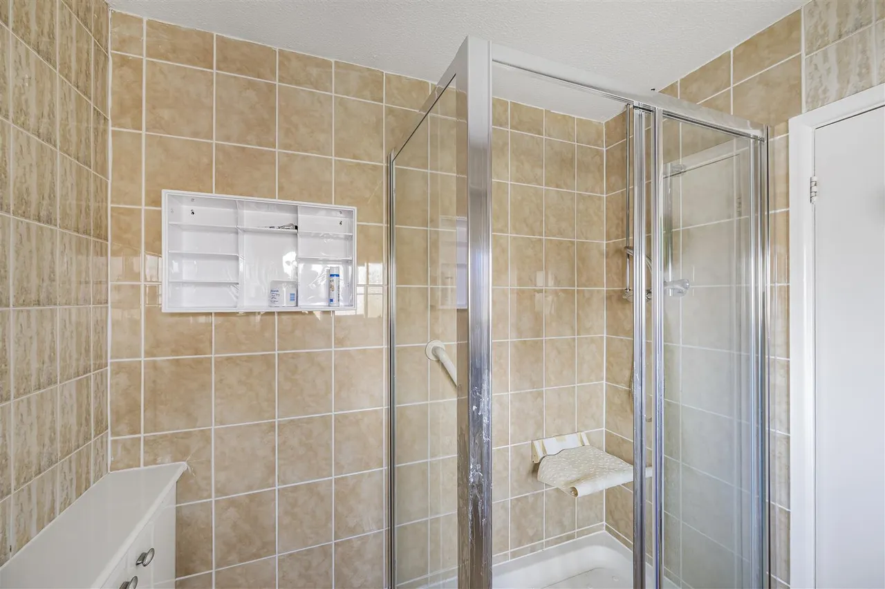 Headland Corner, Seaford, photo 24