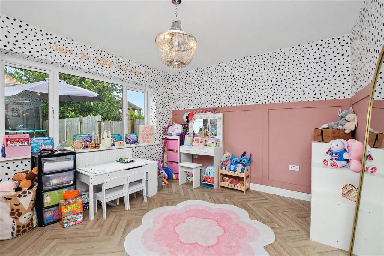 Owlcotes Garth, Pudsey, LS28, photo 19