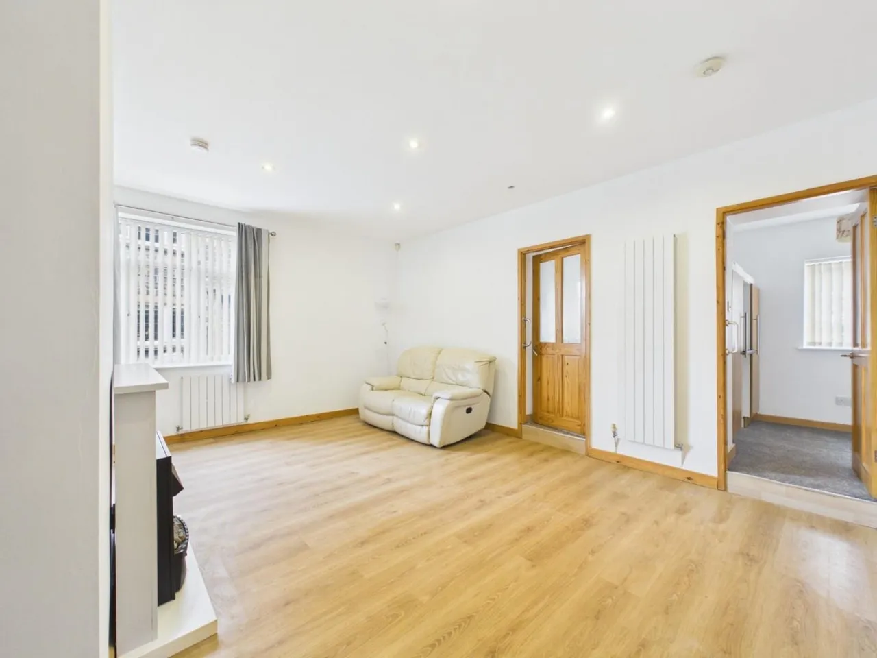 Priestthorpe Lane, Bingley, BD16, photo 5