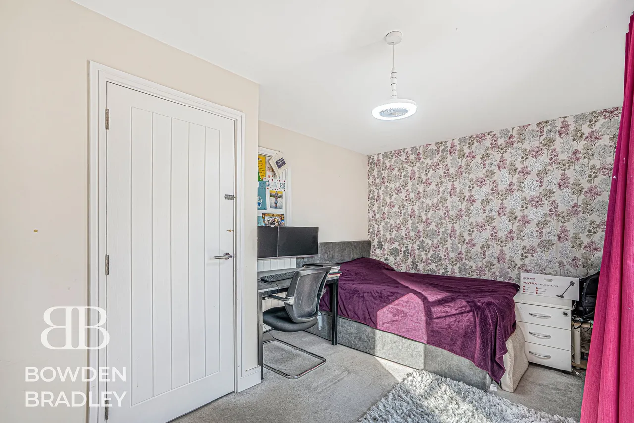 Alderwood Terrace, Chigwell, IG7, photo 45