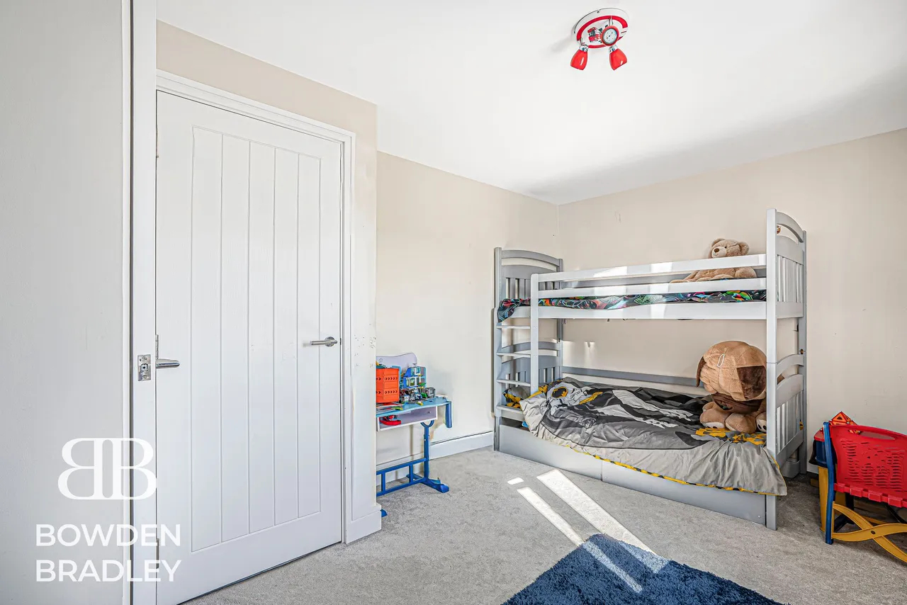 Alderwood Terrace, Chigwell, IG7, photo 15