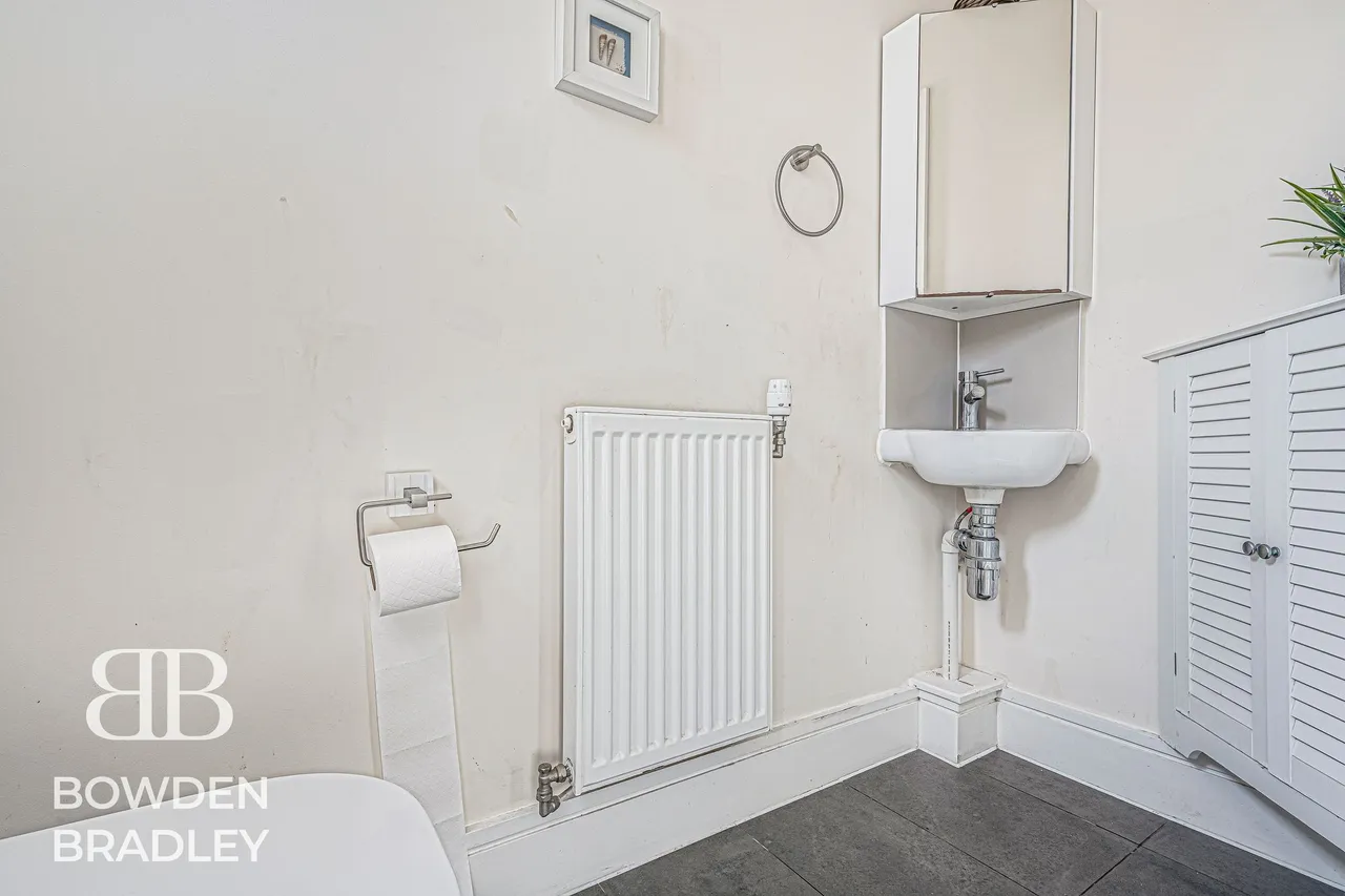 Alderwood Terrace, Chigwell, IG7, photo 35