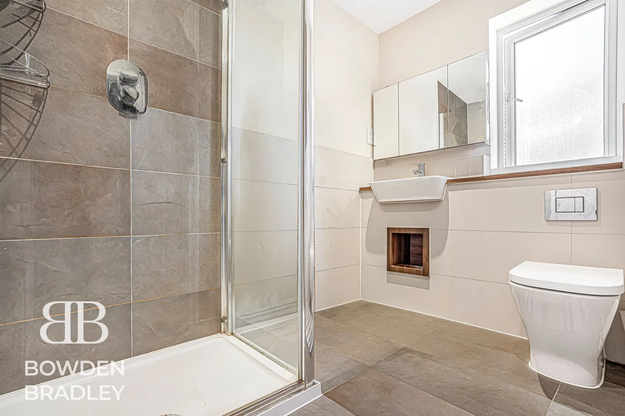 Alderwood Terrace, Chigwell, IG7, photo 39