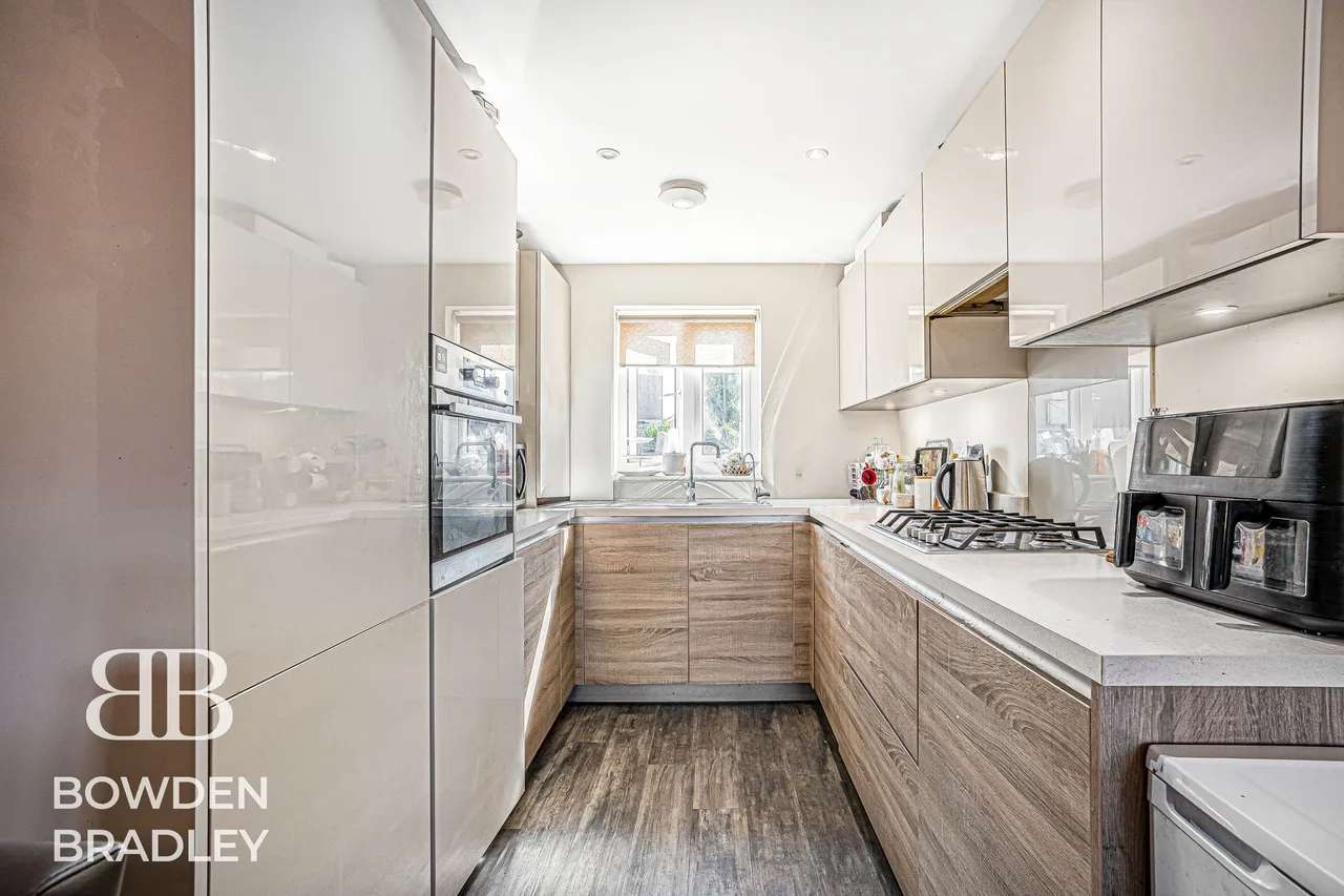 Alderwood Terrace, Chigwell, IG7, photo 5