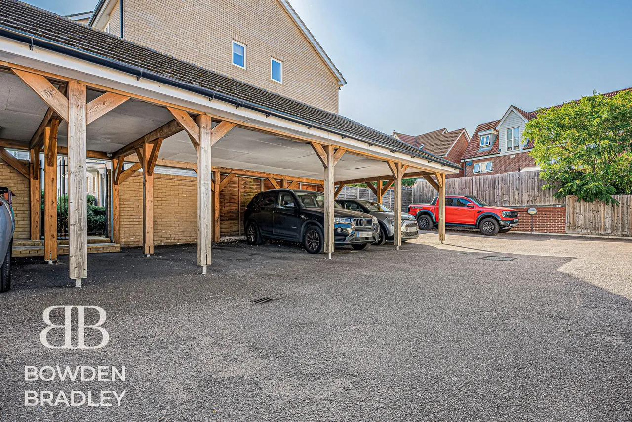 Alderwood Terrace, Chigwell, IG7, photo 47