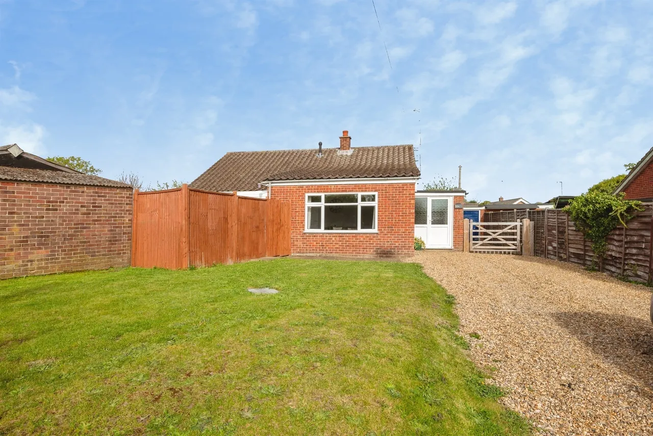3 bed house for sale — Marshgate, North Walsham