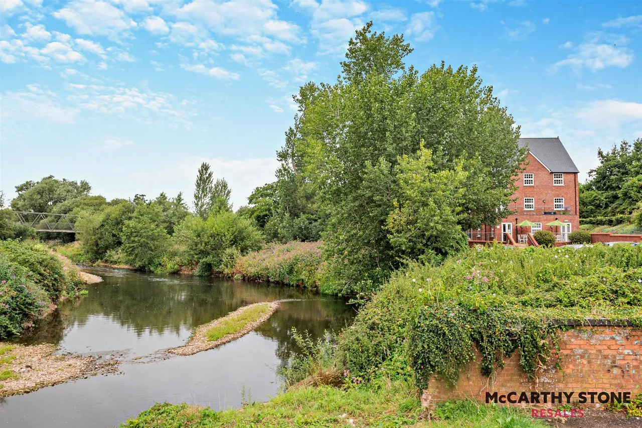 Tumbling Weir Way, Ottery St. Mary, EX11, photo 20