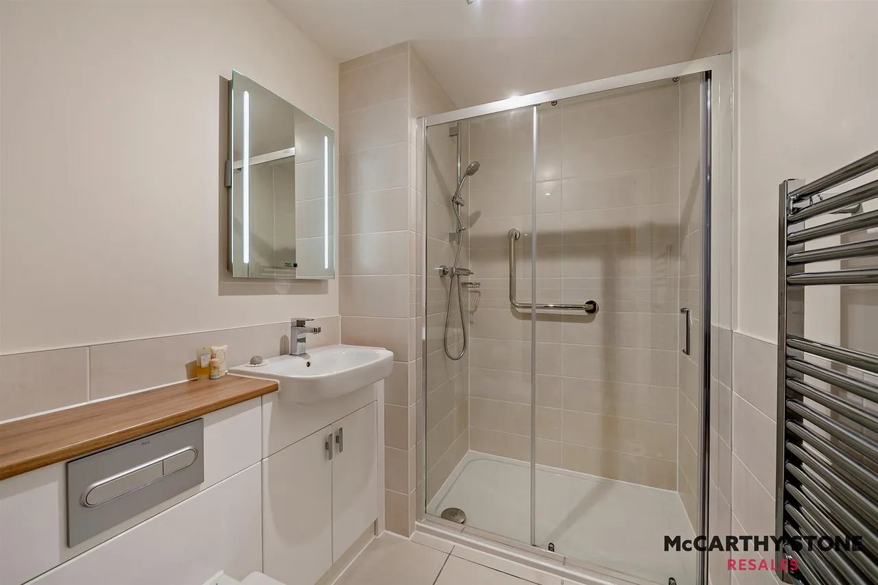 Tumbling Weir Way, Ottery St. Mary, EX11, photo 12