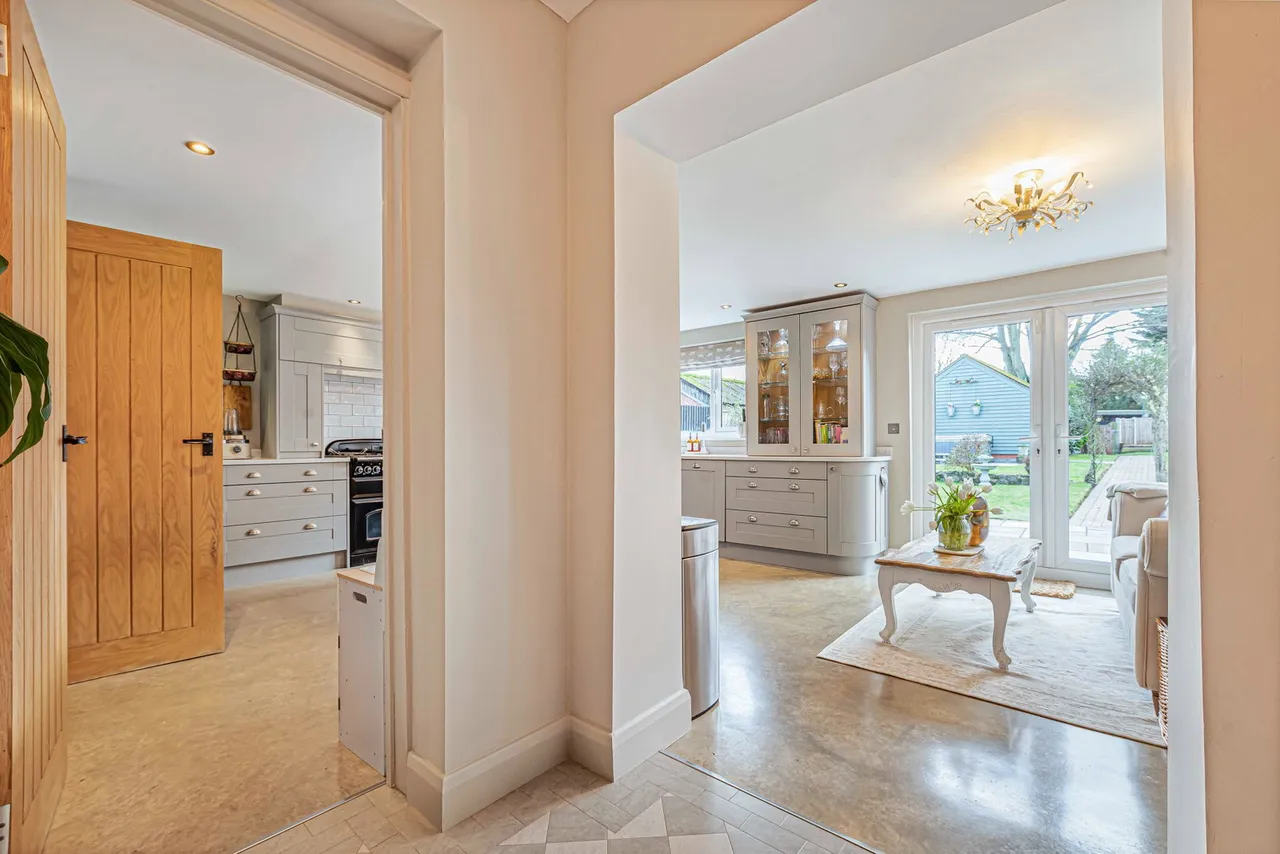 Teston Road, Offham, photo 6