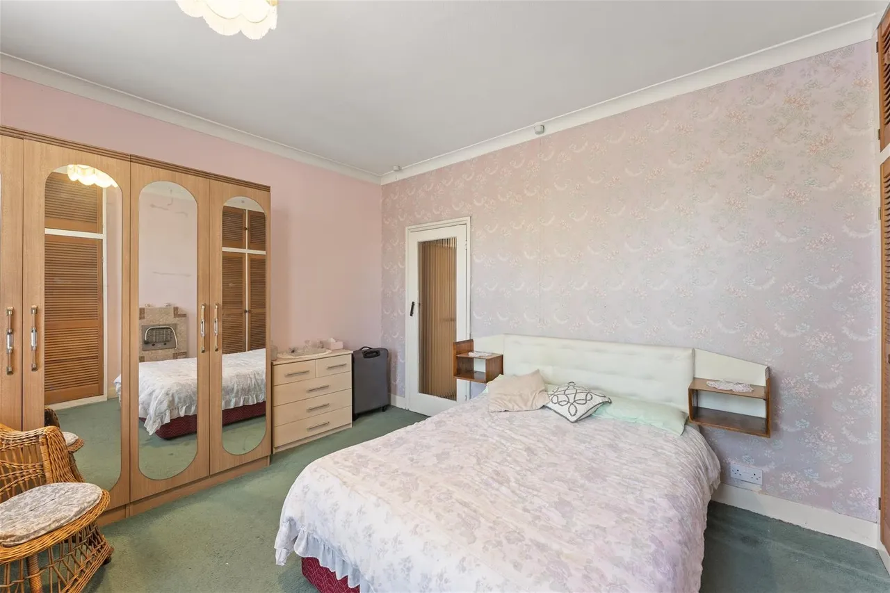 New Heston Road, Hounslow, photo 8