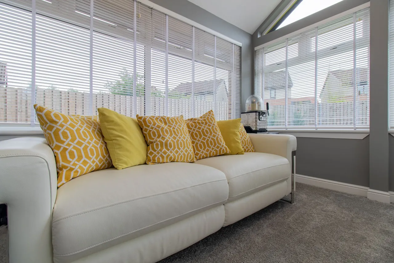 Ballantyne Place, Livingston, photo 23