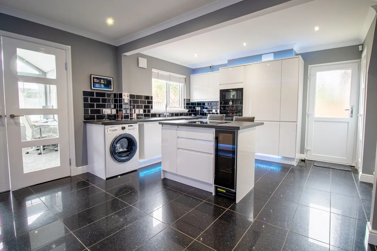 Ballantyne Place, Livingston, photo 8