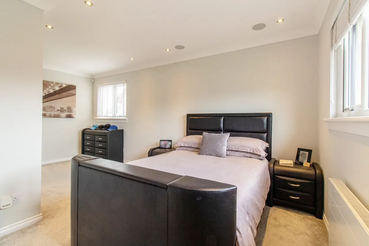 Ballantyne Place, Livingston, photo 11