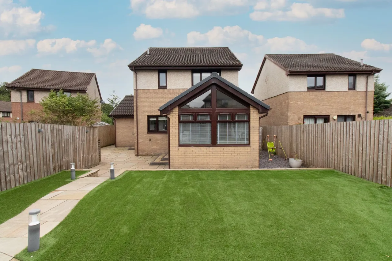 Ballantyne Place, Livingston, photo 25