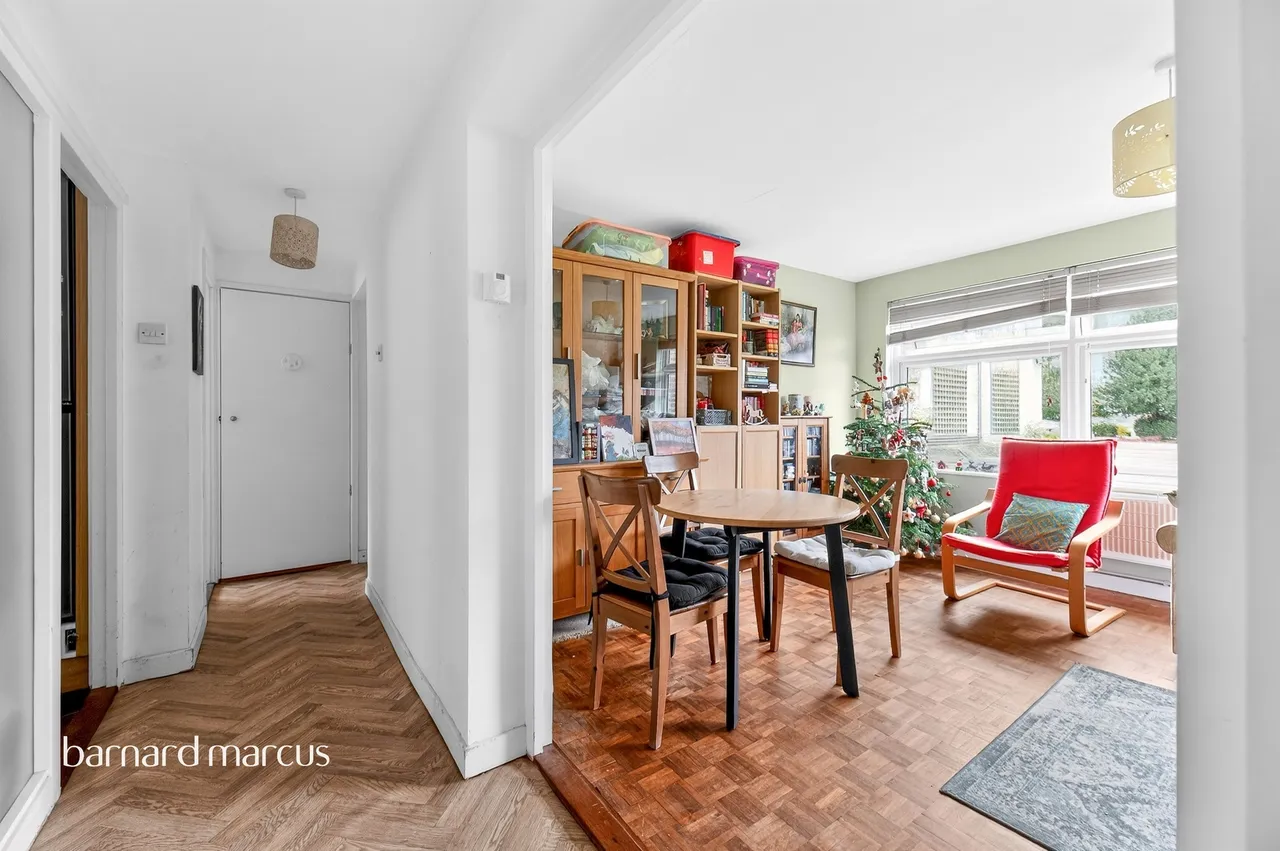 Downs Hill Road, Epsom, KT18, photo 4