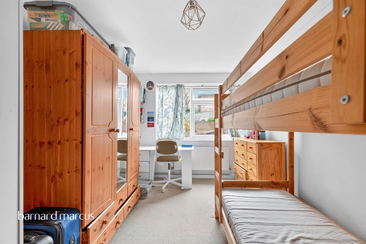 Downs Hill Road, Epsom, KT18, photo 5